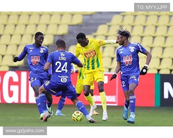 法甲各队核心中场球员能力解析与对比